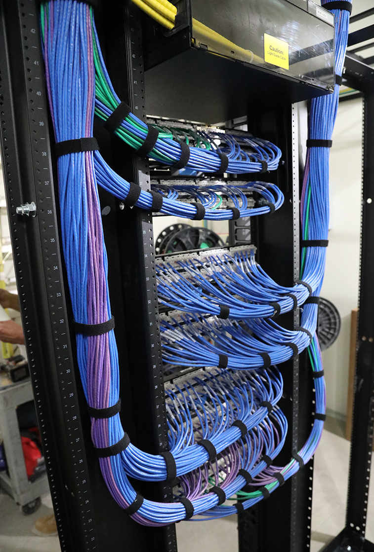 تركيب الكوابل